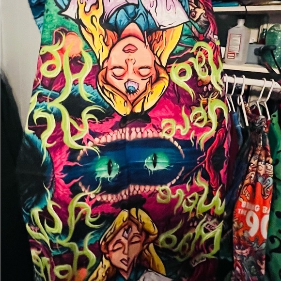 Alice in Wonderland Psychedelic Pashmina by Waz Shop - Picture 5 of 7
